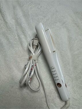 T3 White Hair Straightener with Rose Gold Accents